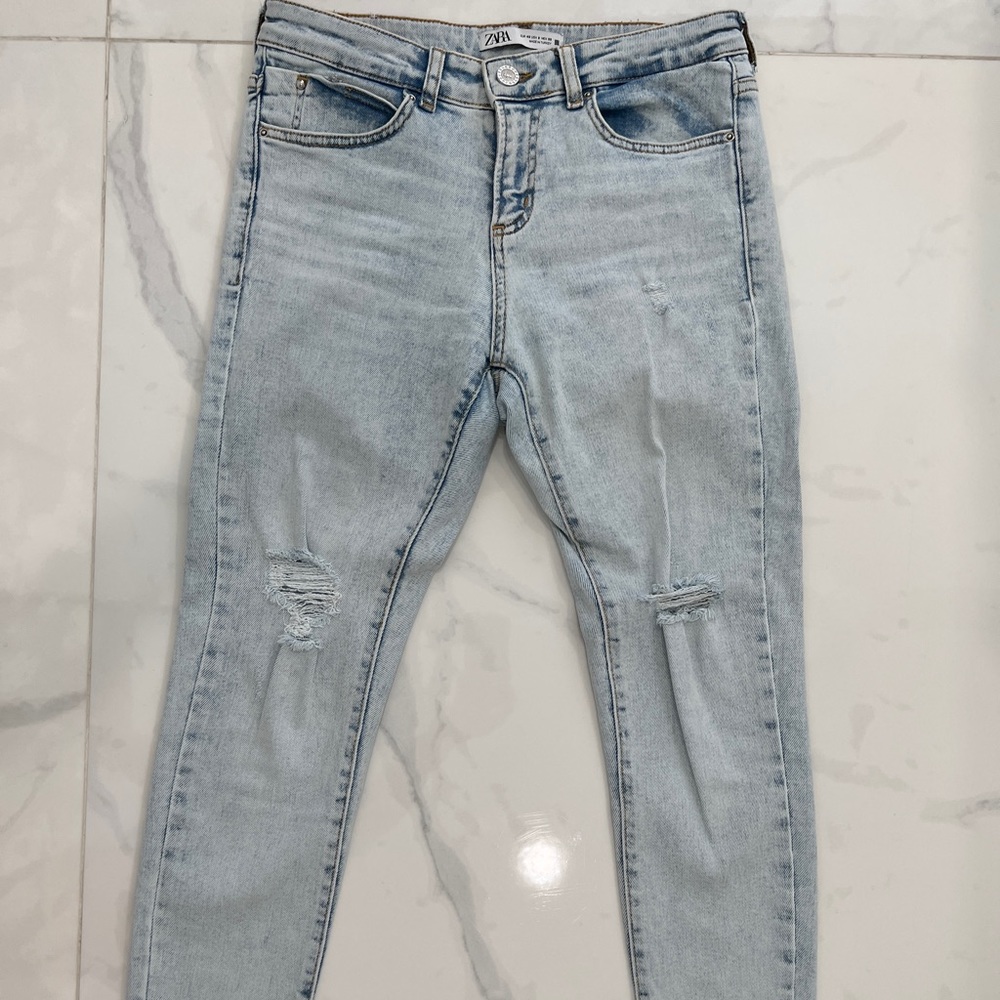 ZARA Mid Rise Skinny Jeans